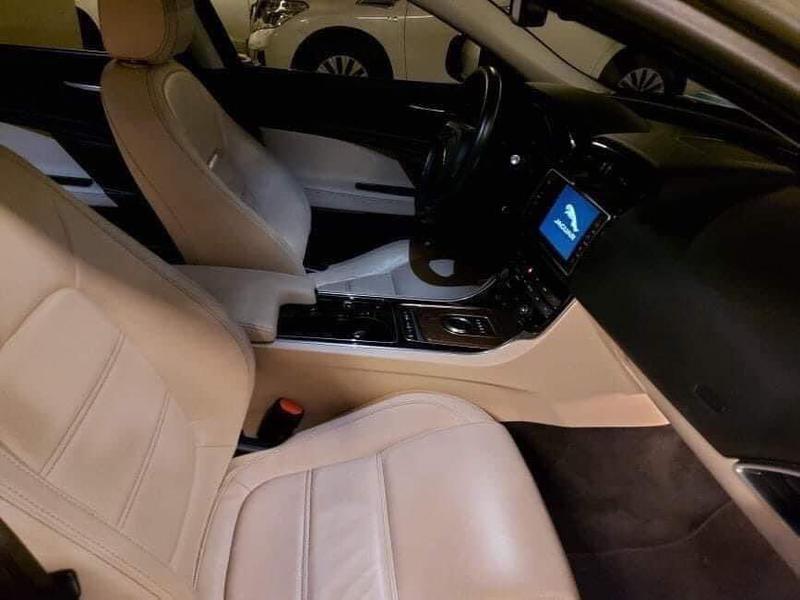 Jaguar XE • 2016 • 5,000 km 1