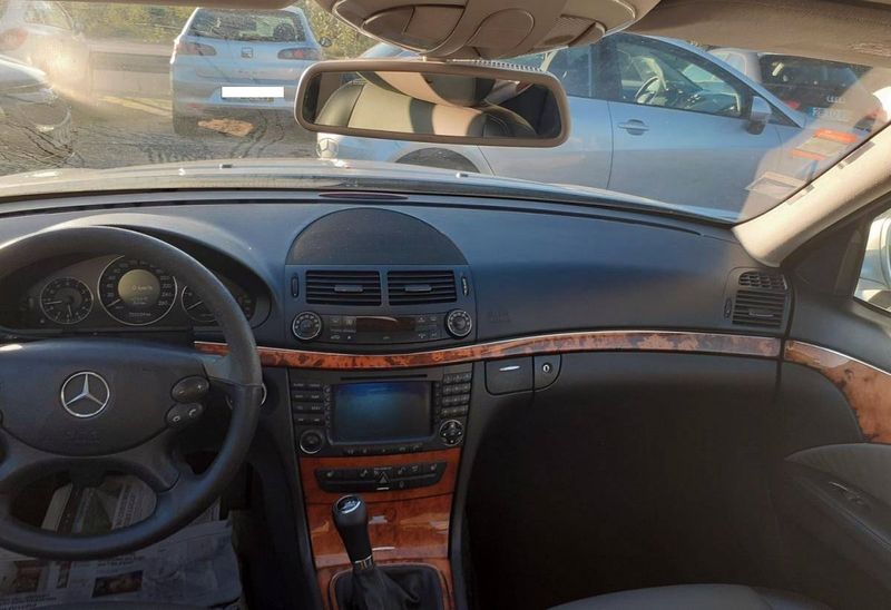 Mercedes-Benz E • 2007 • 500,000 km 3