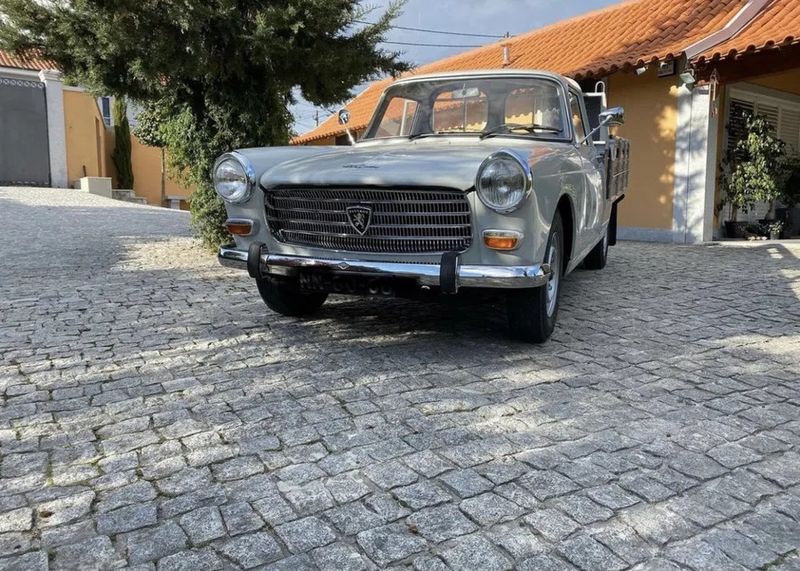 Peugeot 405 • 1974 • 90,000 km 1