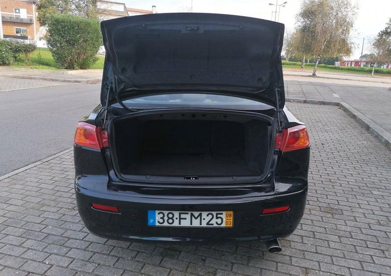 Mitsubishi Lancer • 2008 • 190,000 km 3