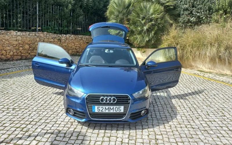 Audi A1 • 2011 • 230,000 km 1