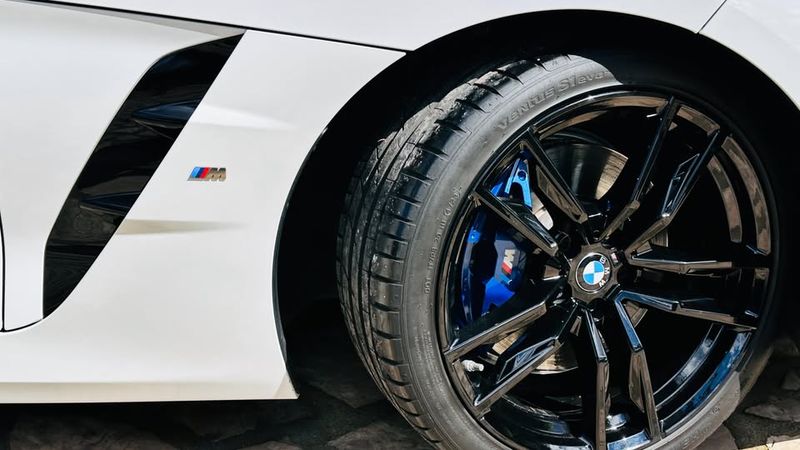BMW Z4 • 2021 • 34,000 km 13