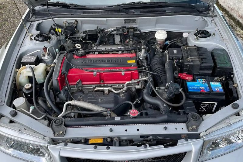 Mitsubishi Lancer Evo • 2000 • 91,744 km 15