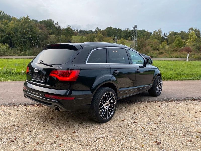 Audi Q7 • 2023 • 192,000 km 2