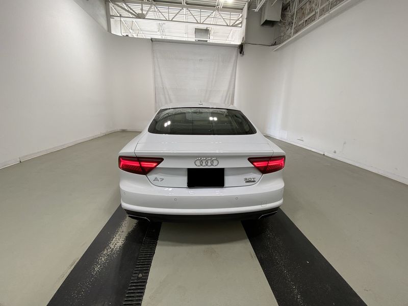 Audi A7 • 2017 • 34,520 km 5