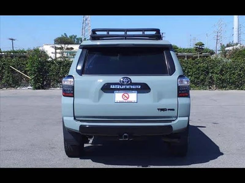 Toyota 4 Runner Limited • 2021 • 20,105 km 2