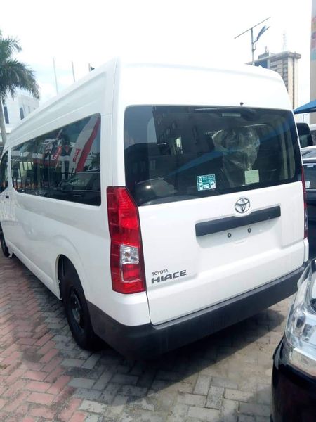 Toyota Hiace Van • 2019 • 21 km 1