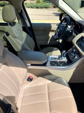 Land Rover Range Rover Sport • 2018 • 130,000 km 13