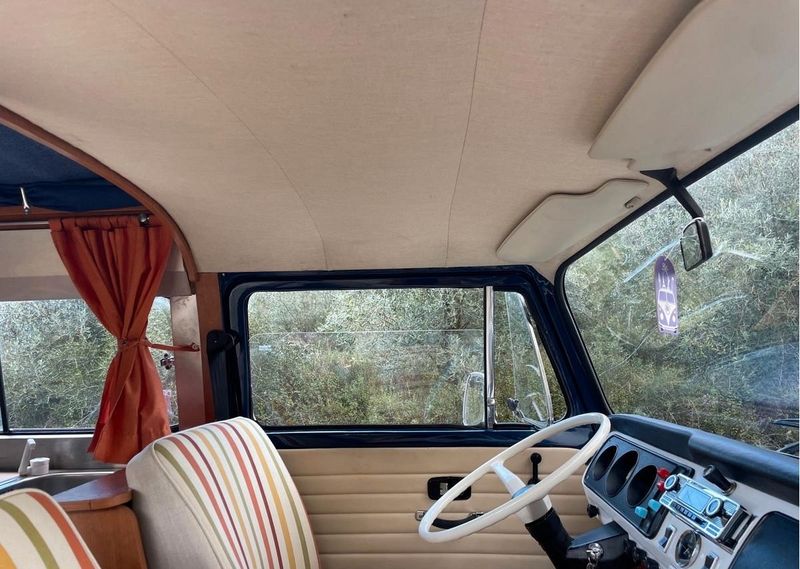 Volkswagen Atlas • 1980 • 50,000 km 6