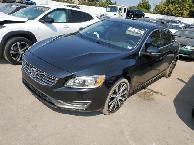 Volvo S60 • 2016 • 10,000 mi 3