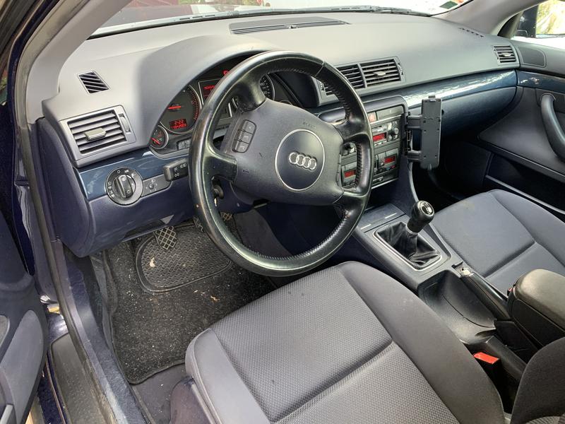 Audi A4 Avant • 2001 • 200,350 km 1