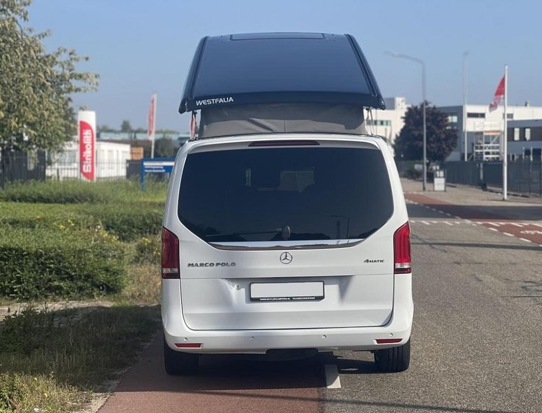 Mercedes-Benz 210 Van • 2018 • 101,000 km 2