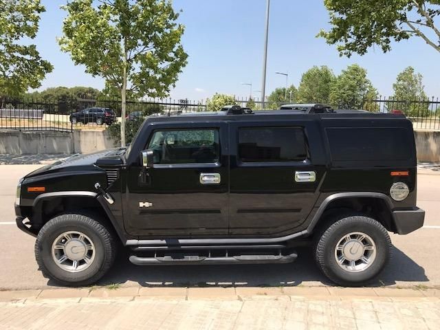 Hummer H2 • 2004 • 191,000 km 3