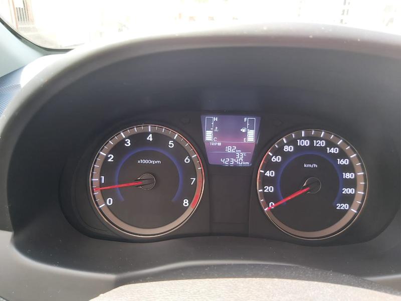 Hyundai Accent • 2016 • 42,340 km 6