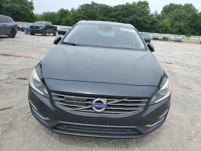 Volvo V60 • 2015 • 10,000 mi 2