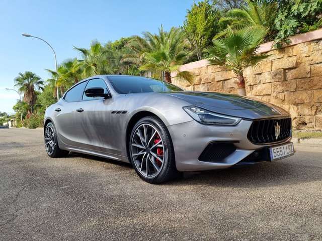 Maserati Ghibli • 2019 • 67,000 km 2