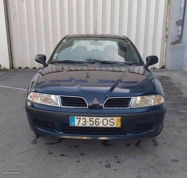 Mitsubishi Carisma • 2000 • 200,000 km 1