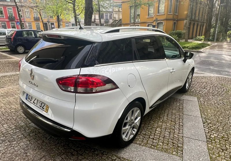 Renault Clio • 2019 • 220,000 km 6