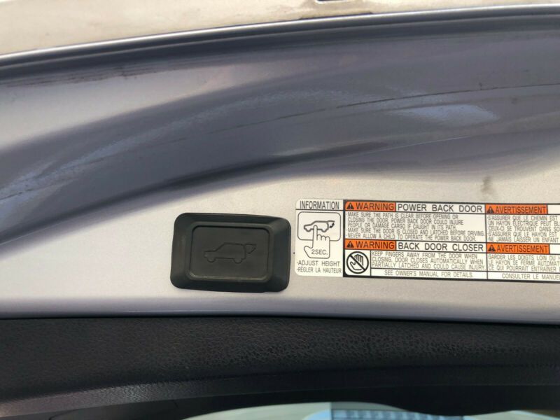 Toyota RAV4 • 2017 • 101,000 km 7