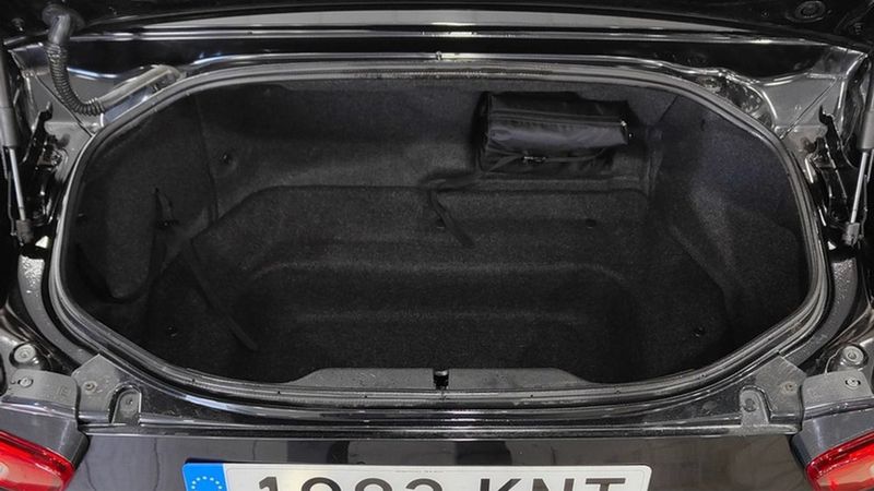 Fiat 124 Spider • 2018 • 38,900 km 4