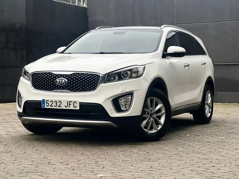 Kia Sorento • 2015 • 141,000 km 2