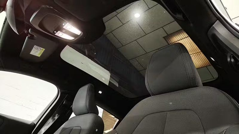 Volvo C30 • 2022 • 67,641 km 2