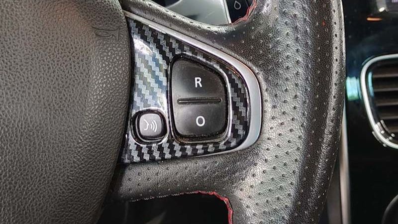 Renault Clio • 2018 • 93,967 km 10