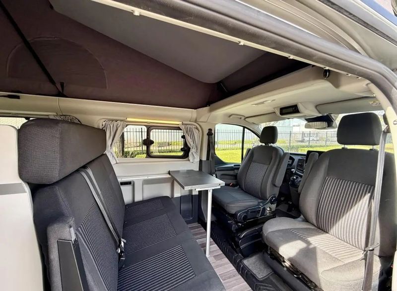 Ford Transit • 2020 • 94,000 km 7