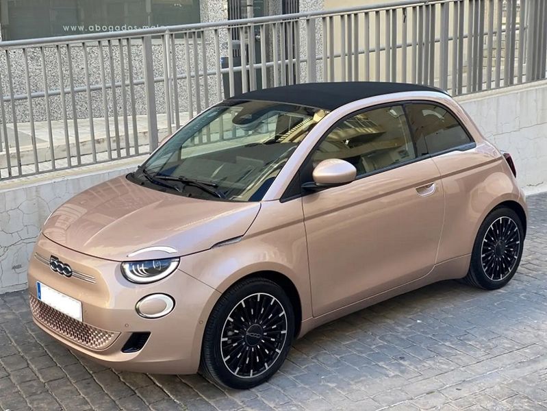 Fiat 500e • 2021 • 43,200 km 1