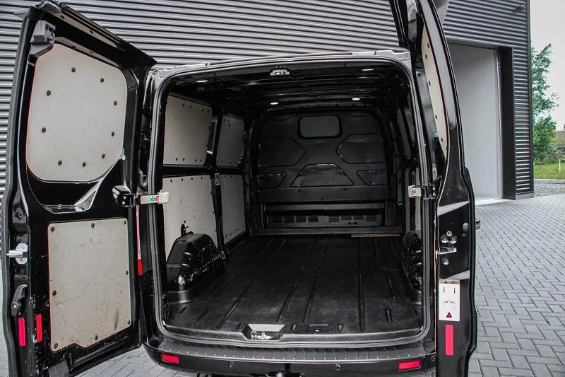 Ford Transit • 2017 • 101,300 km 8