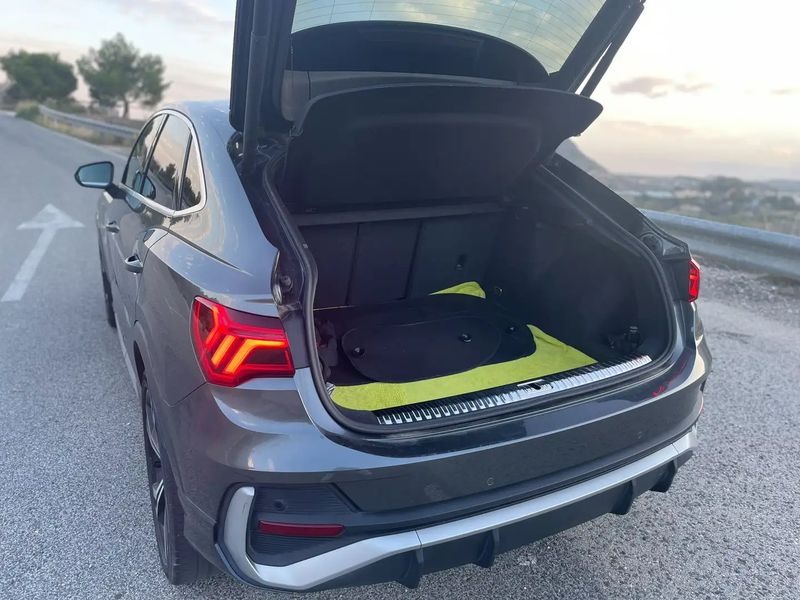 Audi Q3 • 2020 • 119,000 km 6