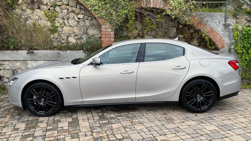 Maserati Ghibli • 2014 • 107,000 km 4