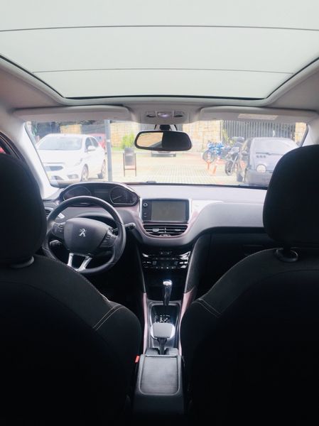 Peugeot 2008 • 2015 • 92,000 km 2