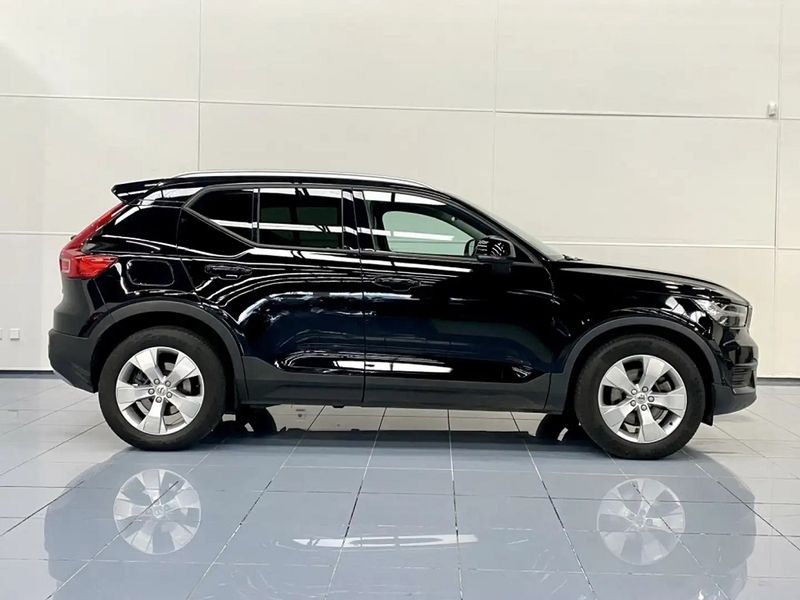 Volvo XC40 • 2019 • 88,000 km 7