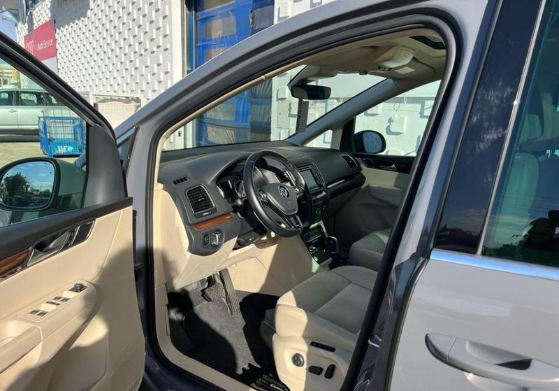 Volkswagen Sharan • 2019 • 65,559 km 2