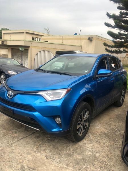 Toyota RAV4 • 2018 • 32 km 1