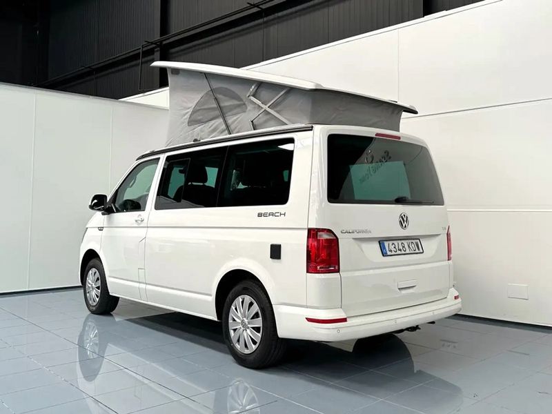 Volkswagen T5 • 2017 • 44,000 km 2