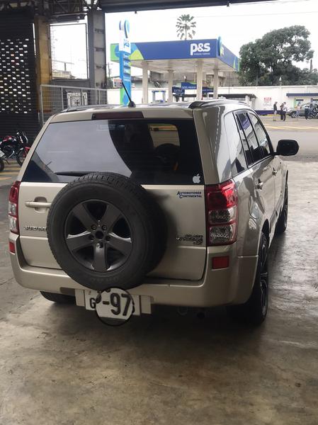 Suzuki Grand Vitara SZ • 2016 • 160,000 km 4