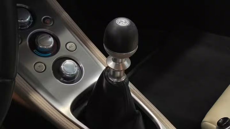 Lotus Evora • 2010 • 82,339 km 7