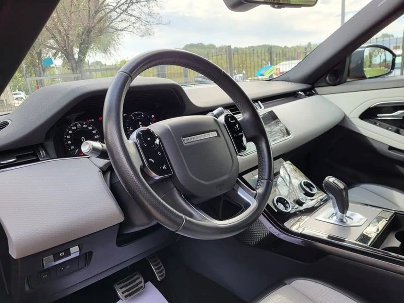 Land Rover Range Rover Evoque • 2019 • 101,000 km 9