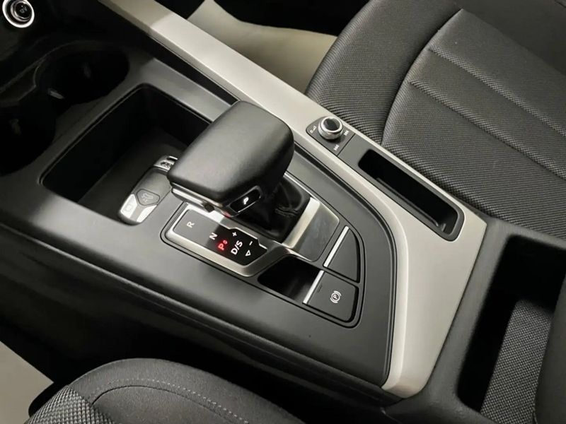 Audi A4 Avant • 2020 • 81,000 km 2