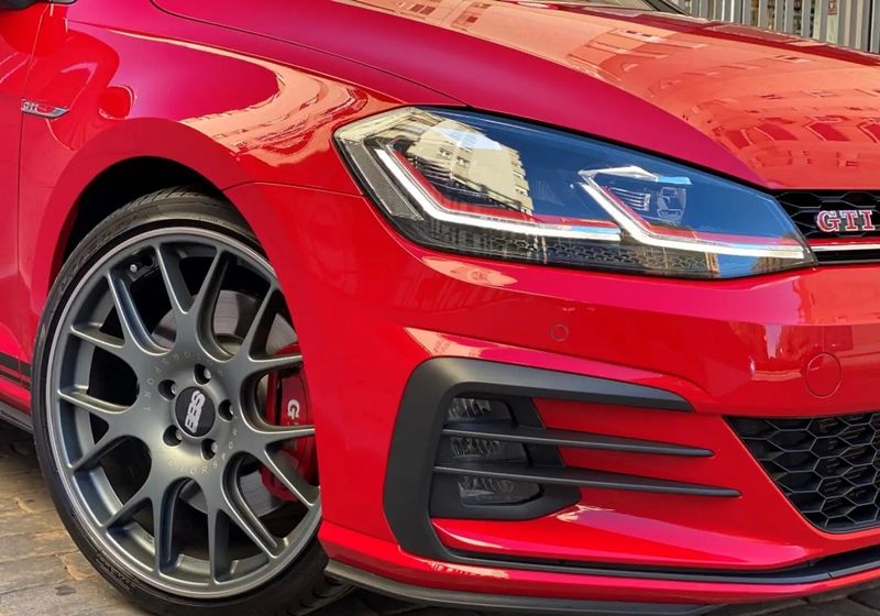 Volkswagen Golf • 2020 • 74,900 km 1