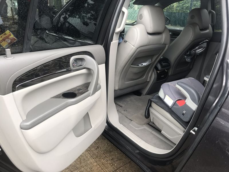 Buick Enclave • 2013 • 1,154,415 km 6