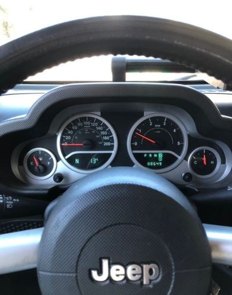 Jeep Wrangler • 2010 • 89,000 km 3