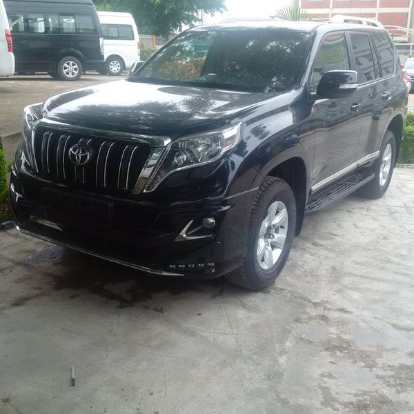 Toyota Land Cruiser • 2017 • 34 km 1