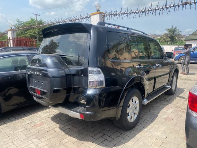 Mitsubishi Pajero • 2019 • 34 km 4