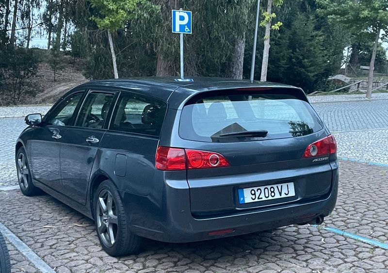 Honda Accord Tourer • 2003 • 300,000 km 2