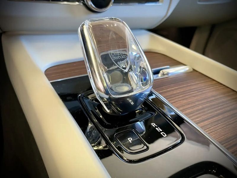 Volvo XC60 • 2019 • 50,100 km 13