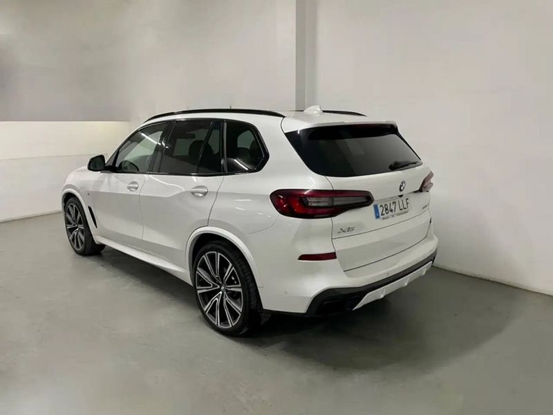 BMW X5 • 2021 • 73,000 km 3