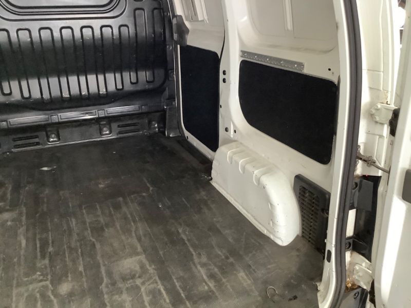 Nissan NV200 • 2015 • 115,000 km 7